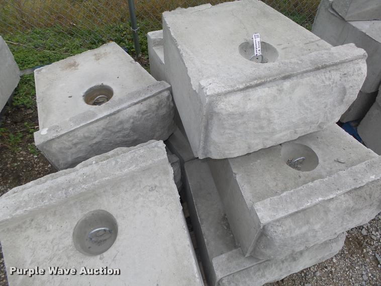 image for item CA9266 (42) retaining wall blocks