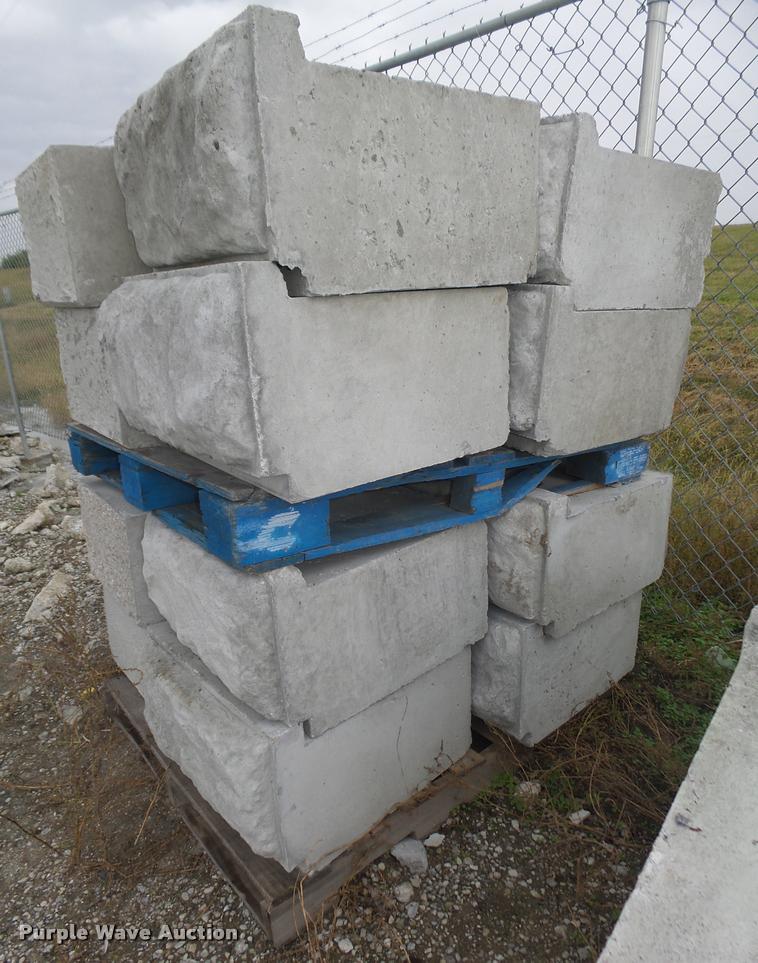 image for item CA9266 (42) retaining wall blocks