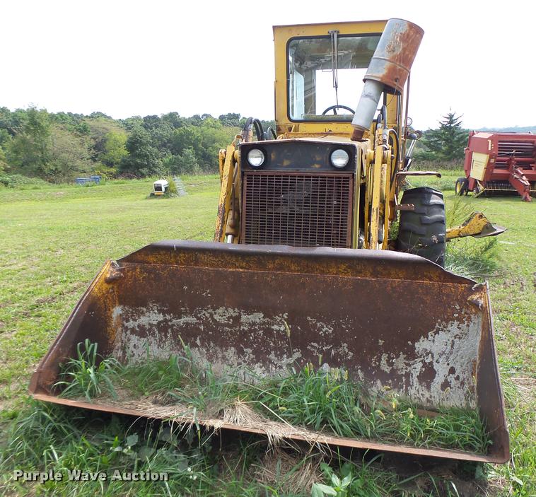 case-680c-backhoe-in-ridgeway-mo-item-cc9377-sold-purple-wave