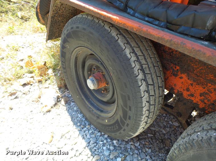 image for item CC9407 Dura Patcher 81DJ pot hole patcher