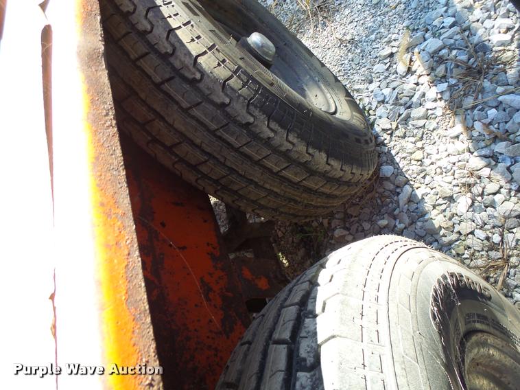 image for item CC9407 Dura Patcher 81DJ pot hole patcher