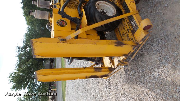 image for item DA2900 1975 Case Davis Mini Sneaker cable plow