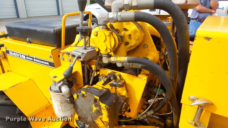 image for item DA2900 1975 Case Davis Mini Sneaker cable plow