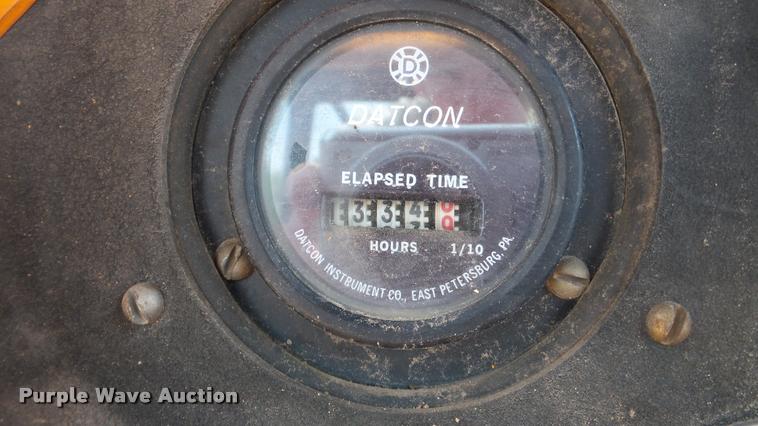 image for item DA2901 1978 Case 475 cable plow