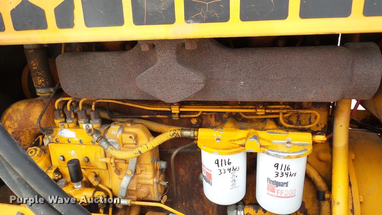 image for item DA2901 1978 Case 475 cable plow