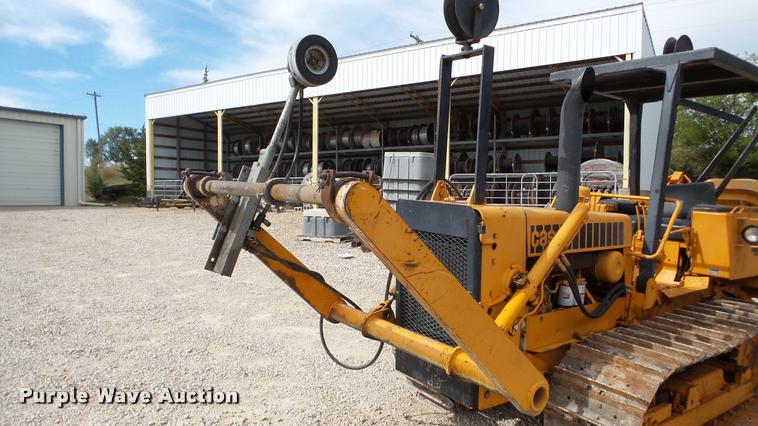 image for item DA2901 1978 Case 475 cable plow