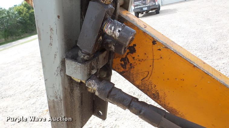 image for item DA2901 1978 Case 475 cable plow