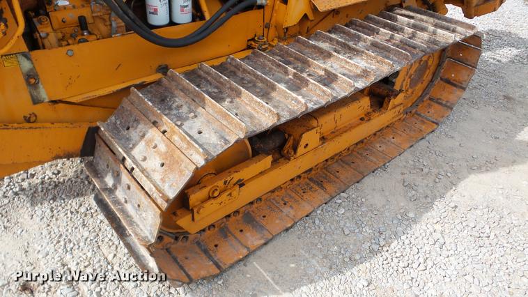 image for item DA2901 1978 Case 475 cable plow