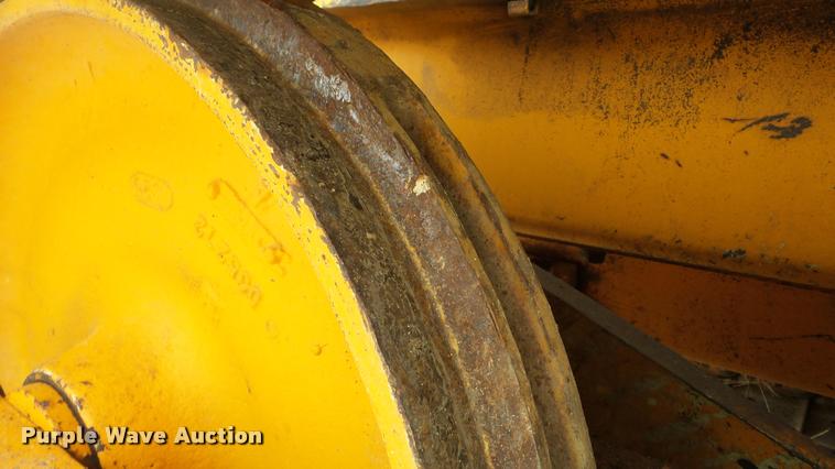 image for item DA2901 1978 Case 475 cable plow