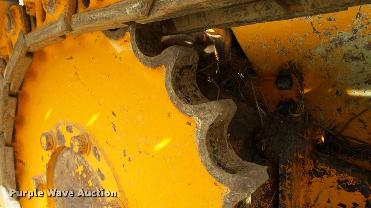 image for item DA2901 1978 Case 475 cable plow