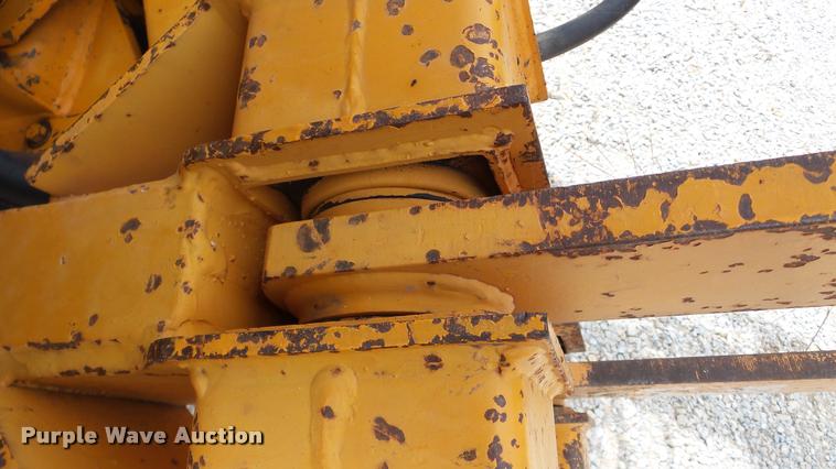 image for item DA2901 1978 Case 475 cable plow
