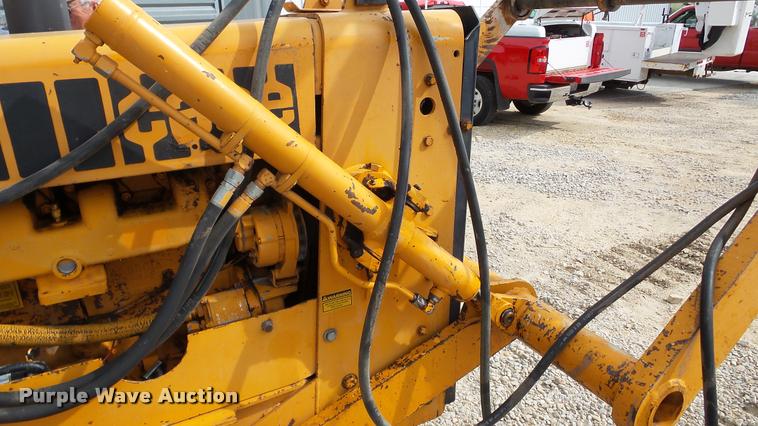 image for item DA2901 1978 Case 475 cable plow