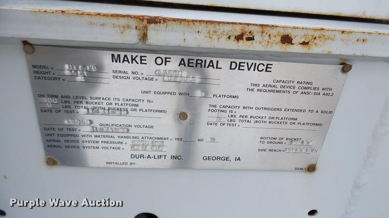 image for item DA2902 2001 GMC Sierra 3500 bucket truck