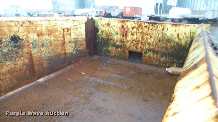 image for item DA2912 1992 Freightliner FLC11264 dump truck