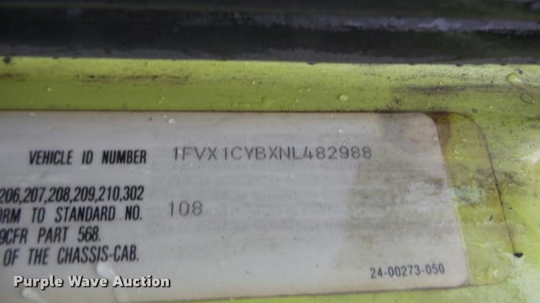 image for item DA2912 1992 Freightliner FLC11264 dump truck