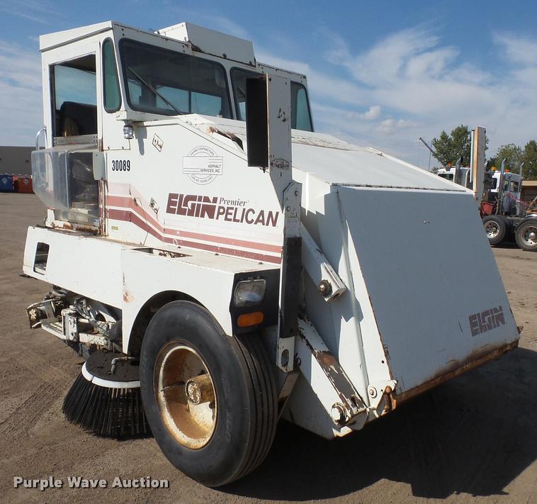 image for item DA3960 Elgin Pelican Premier sweeper