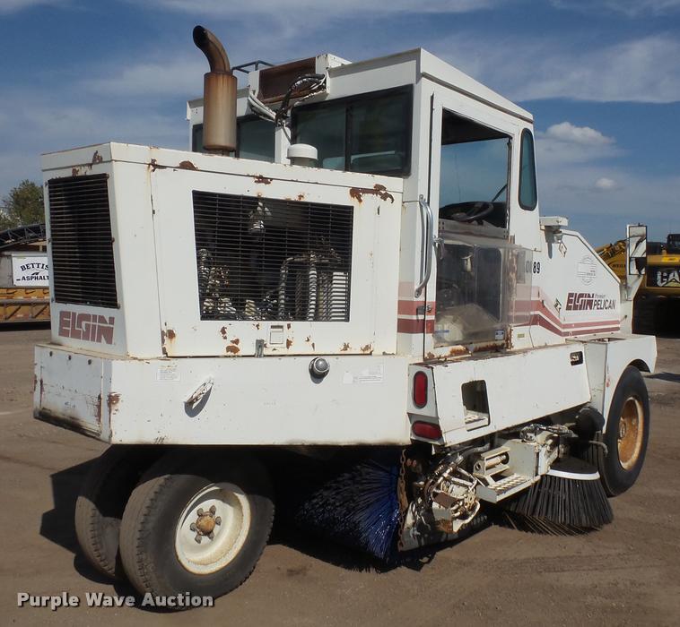 image for item DA3960 Elgin Pelican Premier sweeper