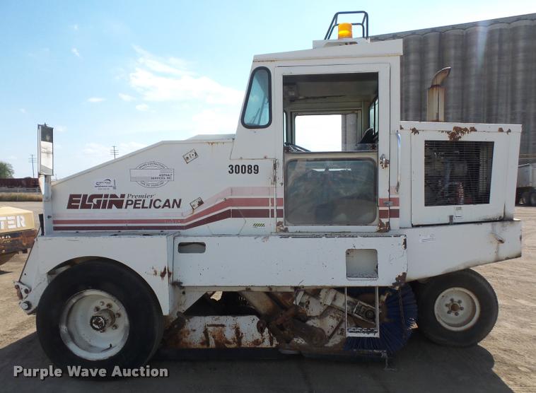image for item DA3960 Elgin Pelican Premier sweeper