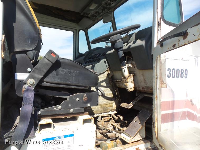 image for item DA3960 Elgin Pelican Premier sweeper