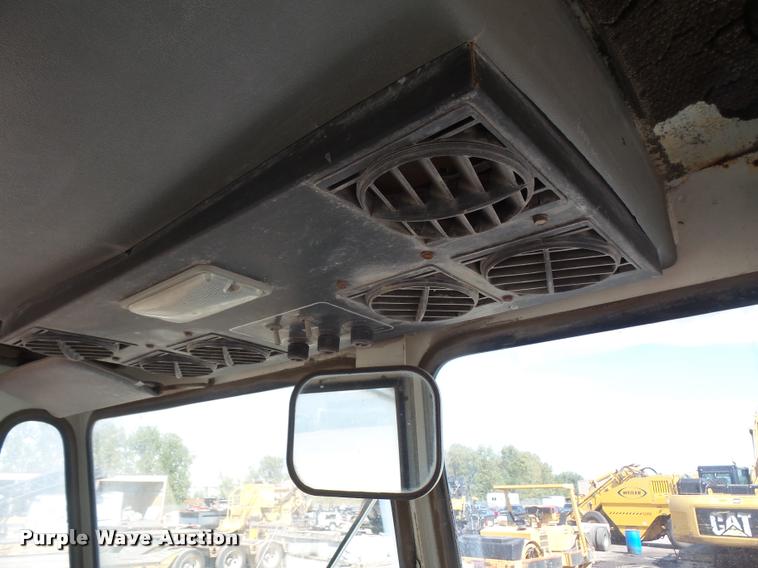 image for item DA3960 Elgin Pelican Premier sweeper