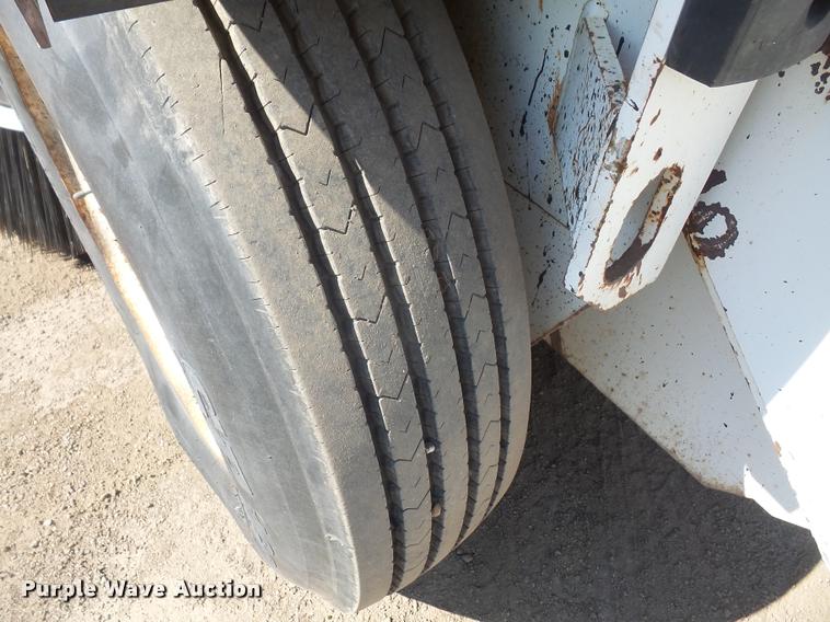 image for item DA3960 Elgin Pelican Premier sweeper