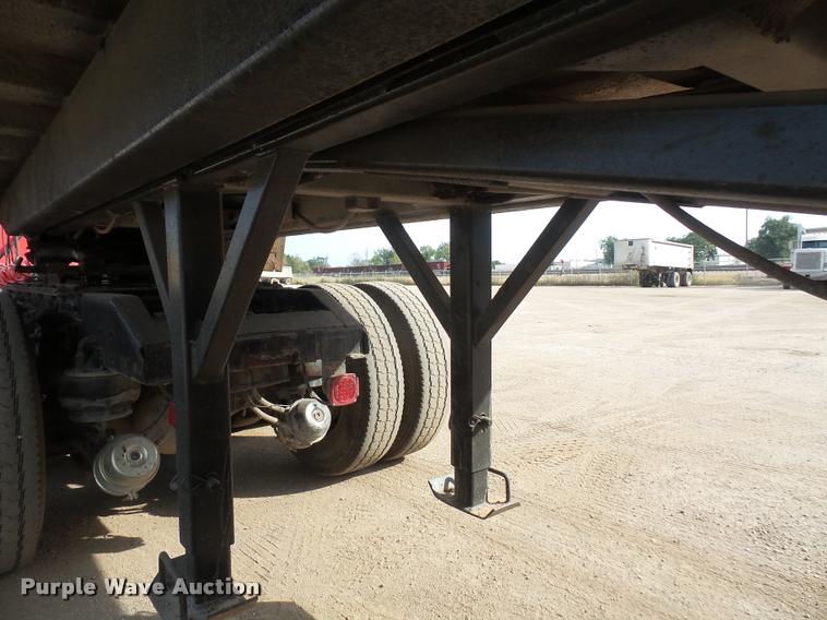 image for item DA3966 1997 Hilbilt end dump trailer