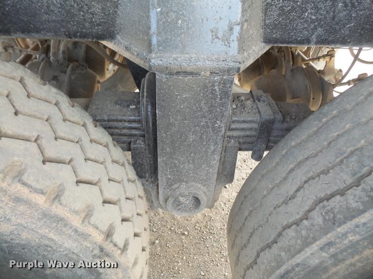 image for item DA3966 1997 Hilbilt end dump trailer