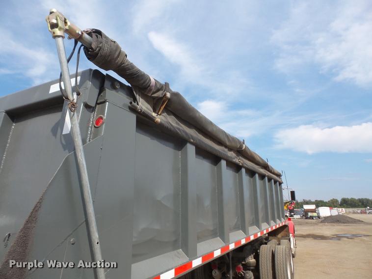 image for item DA3966 1997 Hilbilt end dump trailer