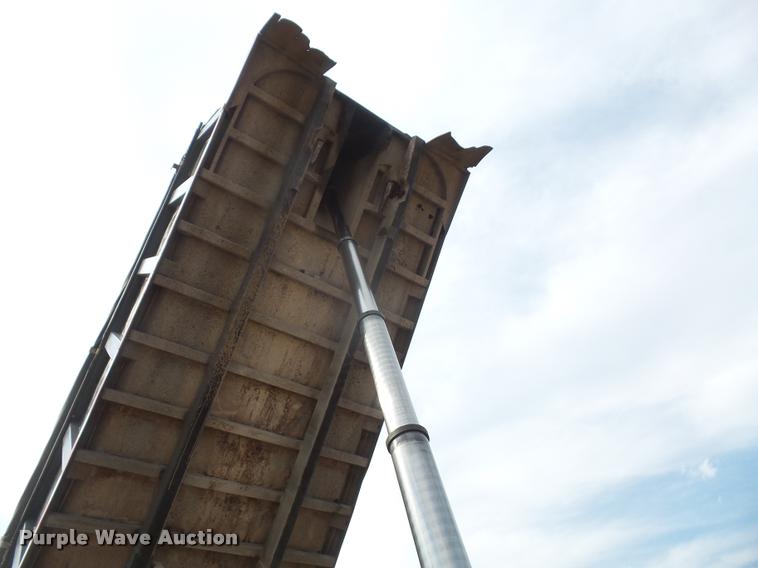 image for item DA3966 1997 Hilbilt end dump trailer