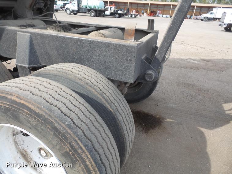 image for item DA3966 1997 Hilbilt end dump trailer