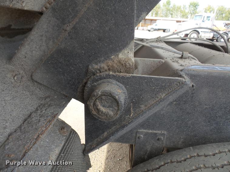 image for item DA3966 1997 Hilbilt end dump trailer