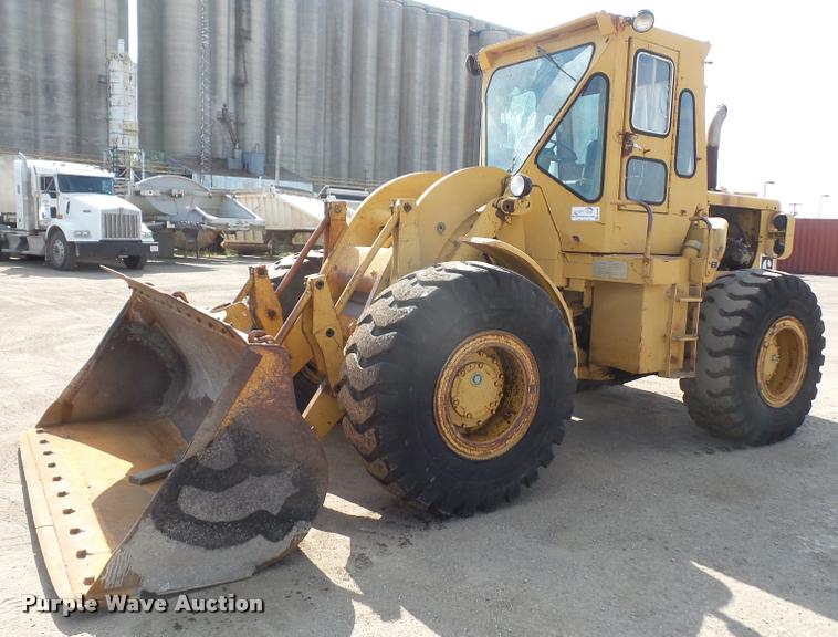 image for item DA3968 1971 Caterpillar 950 wheel loader