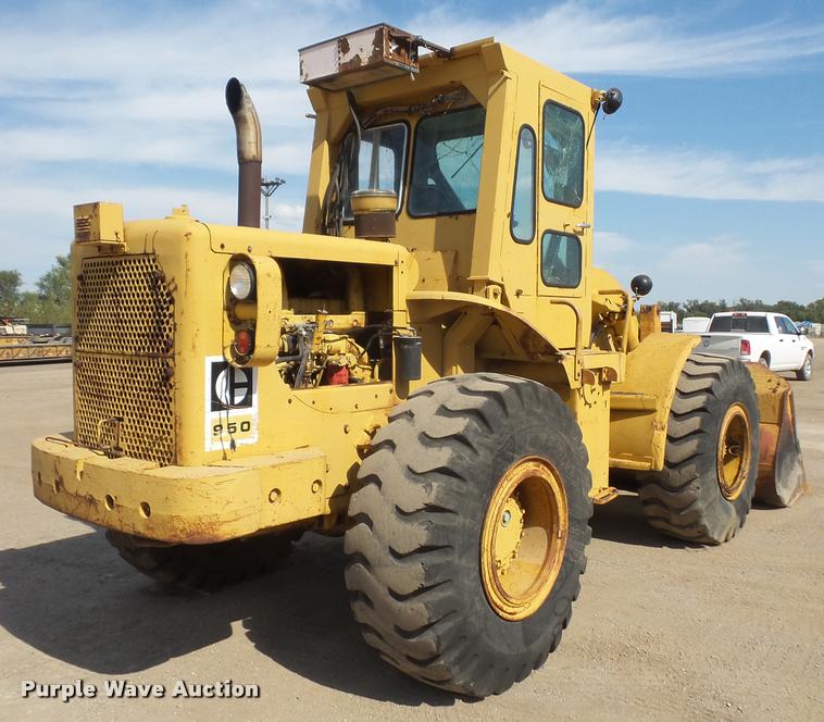 image for item DA3968 1971 Caterpillar 950 wheel loader