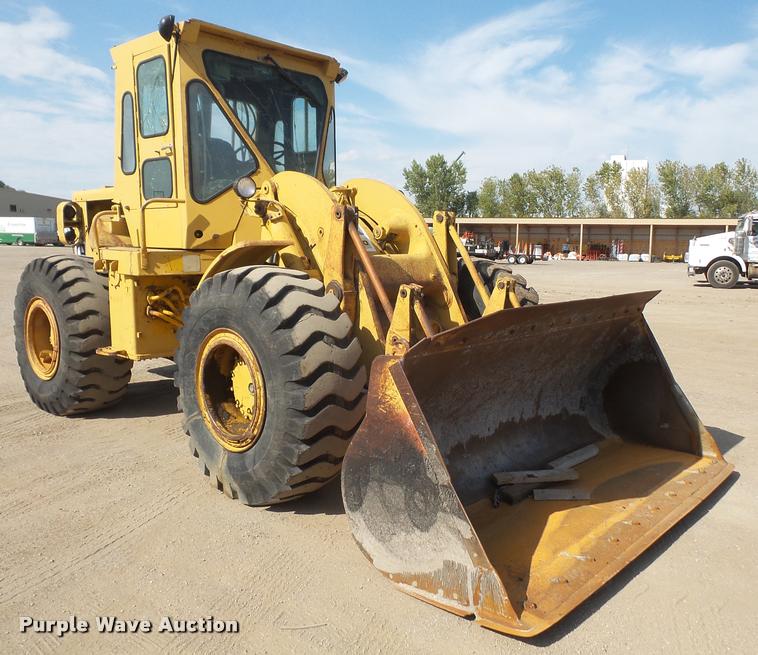 image for item DA3968 1971 Caterpillar 950 wheel loader