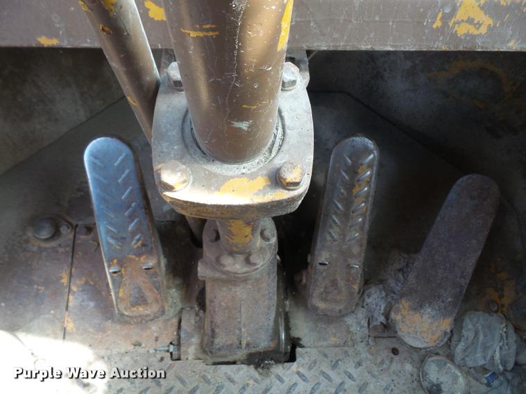 image for item DA3968 1971 Caterpillar 950 wheel loader