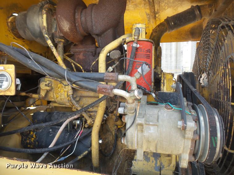 image for item DA3968 1971 Caterpillar 950 wheel loader