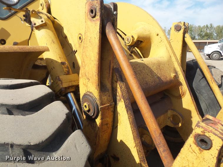 image for item DA3968 1971 Caterpillar 950 wheel loader