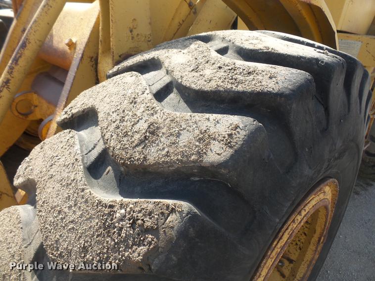 image for item DA3968 1971 Caterpillar 950 wheel loader