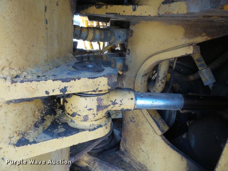 image for item DA3968 1971 Caterpillar 950 wheel loader