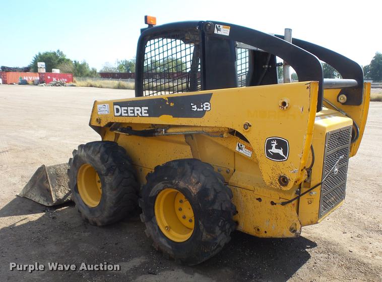 image for item DA3970 2006 John Deere 328 skid steer