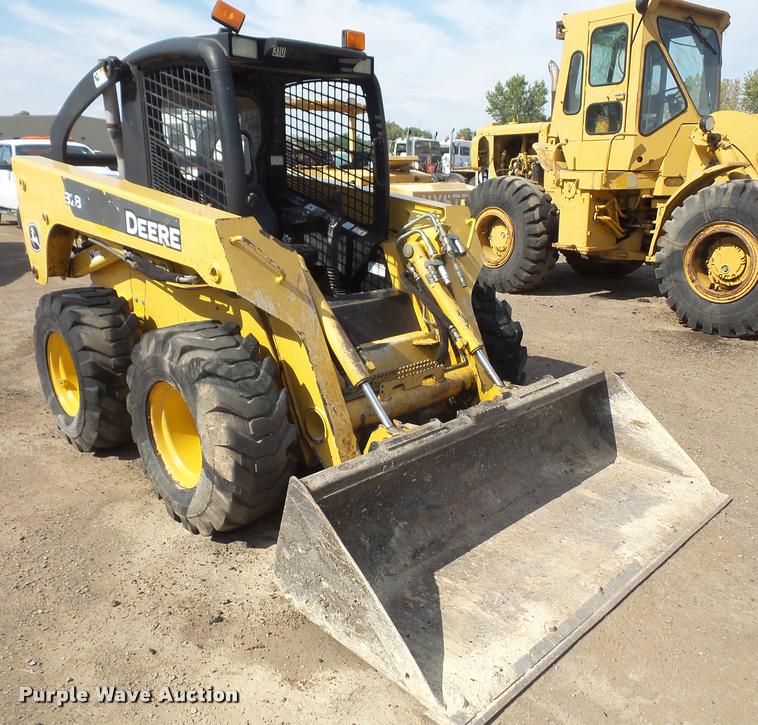 image for item DA3970 2006 John Deere 328 skid steer