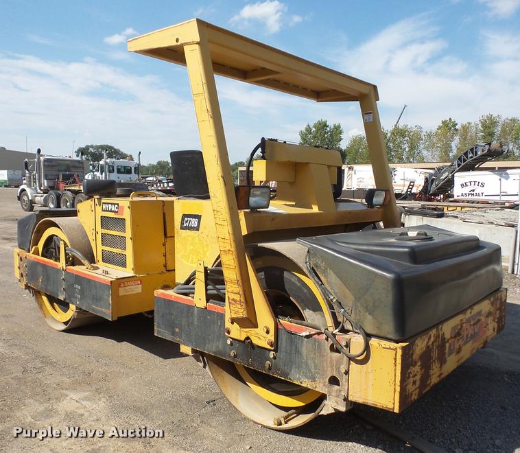 image for item DA3973 Hypac C778B double drum vibratory roller