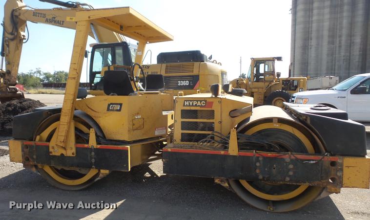 image for item DA3973 Hypac C778B double drum vibratory roller