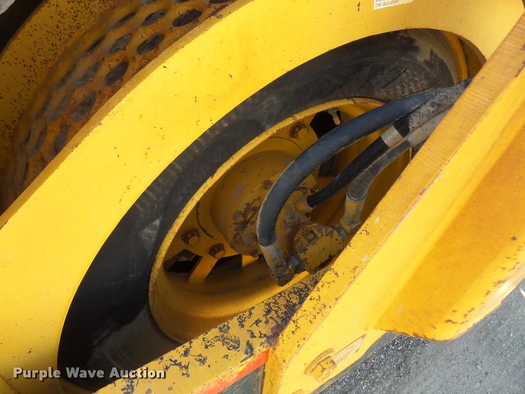 image for item DA3973 Hypac C778B double drum vibratory roller