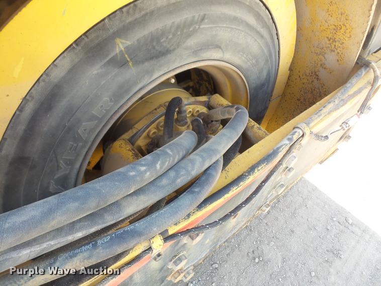 image for item DA3973 Hypac C778B double drum vibratory roller