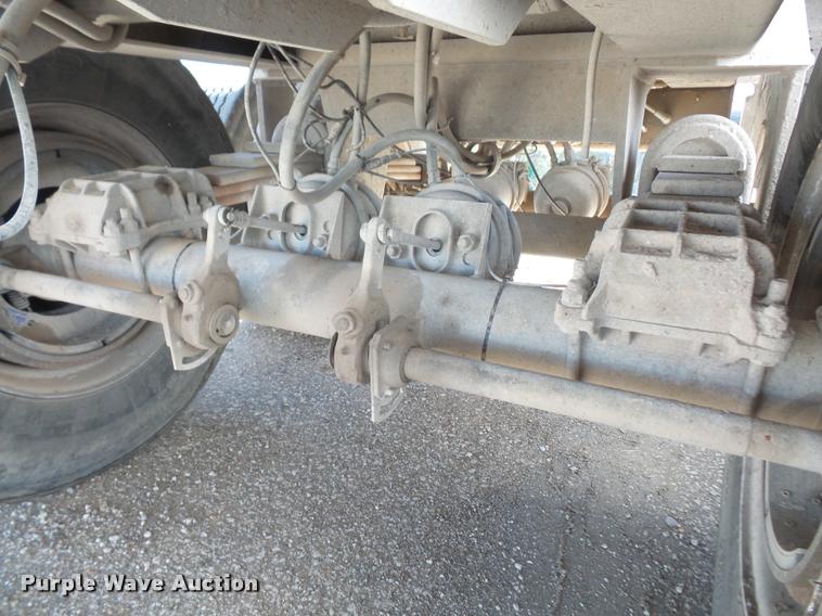 image for item DA3975 1998 Hilbilt end dump trailer