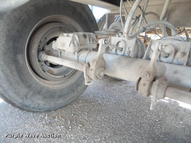 image for item DA3975 1998 Hilbilt end dump trailer