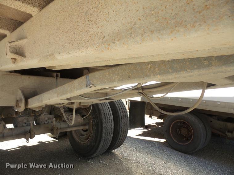 image for item DA3975 1998 Hilbilt end dump trailer
