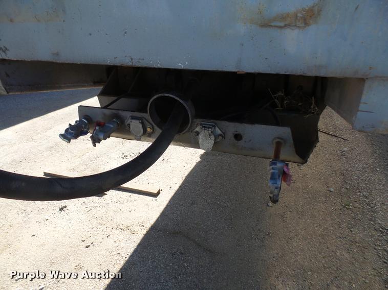 image for item DA3975 1998 Hilbilt end dump trailer