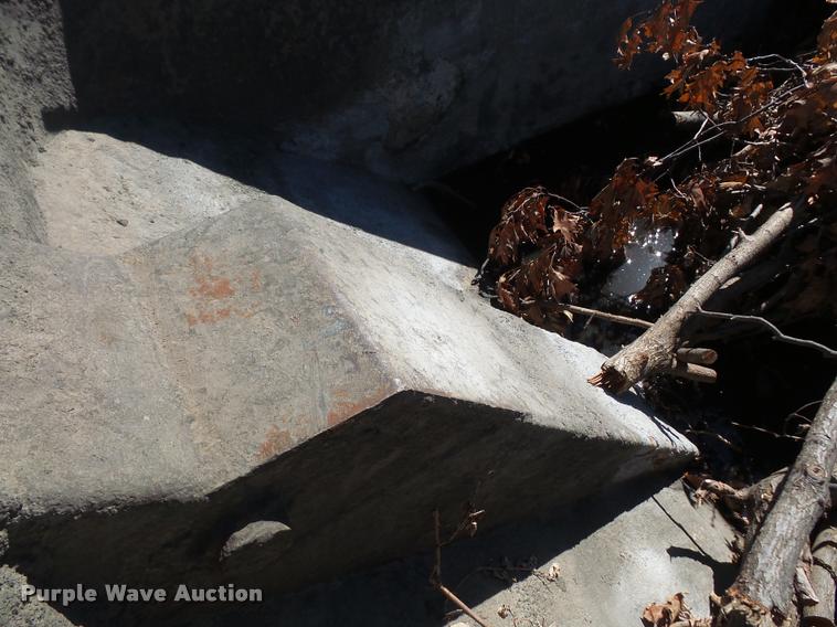 image for item DA3975 1998 Hilbilt end dump trailer